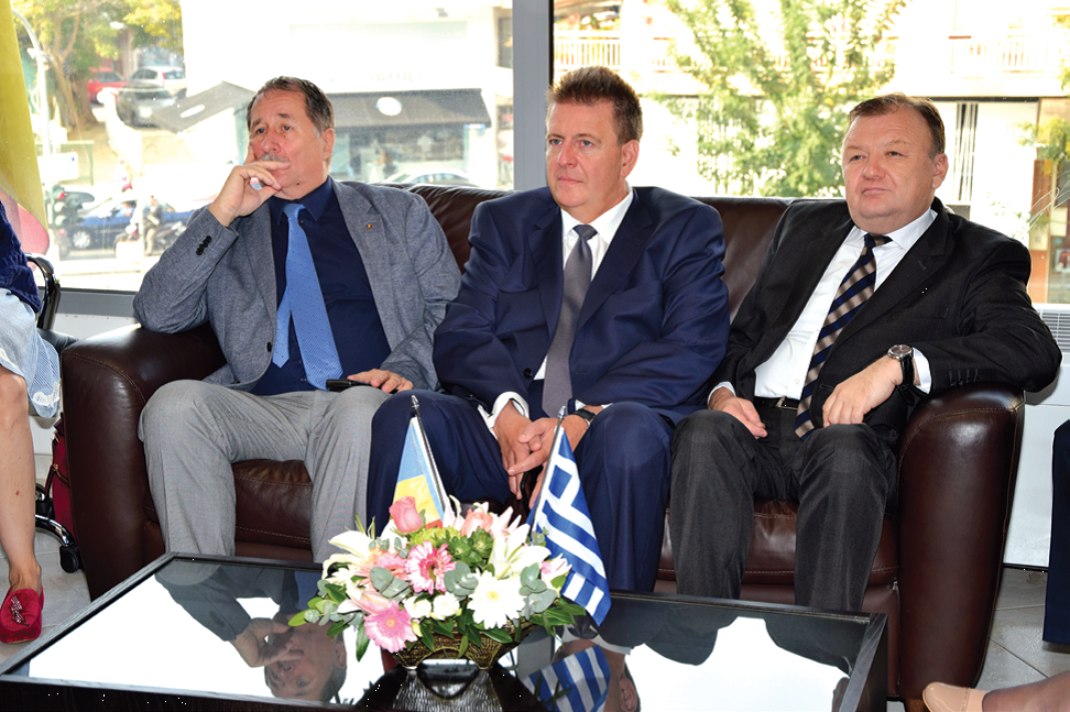 Conduce delegaţia care a efectuat o vizită de lucru la Consulatul General al României din Salonic.