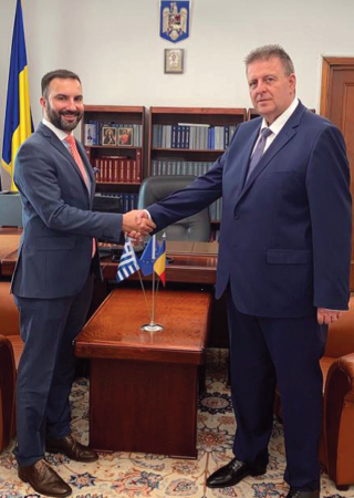 La Parlamentul României, se întâlneşte cu domnul Eustathie Lianos Lianidis, secretar la Departamentul Cultură şi Religie al Ministerului Afacerilor Externe Elen.